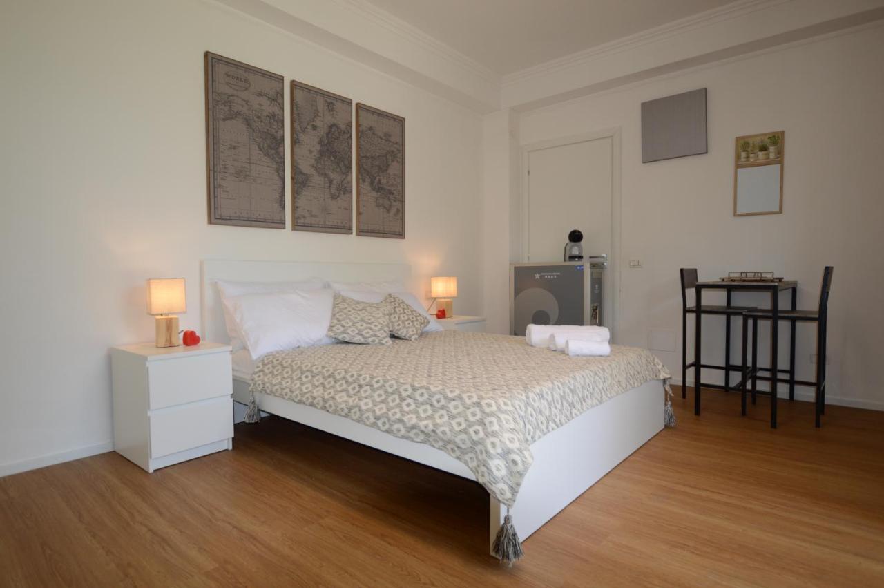 Casa Blanca B&B Латина Экстерьер фото