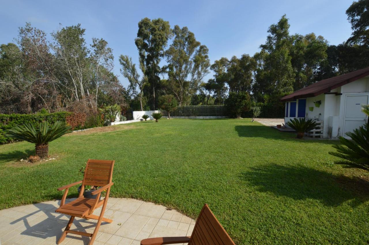 Casa Blanca B&B Латина Экстерьер фото